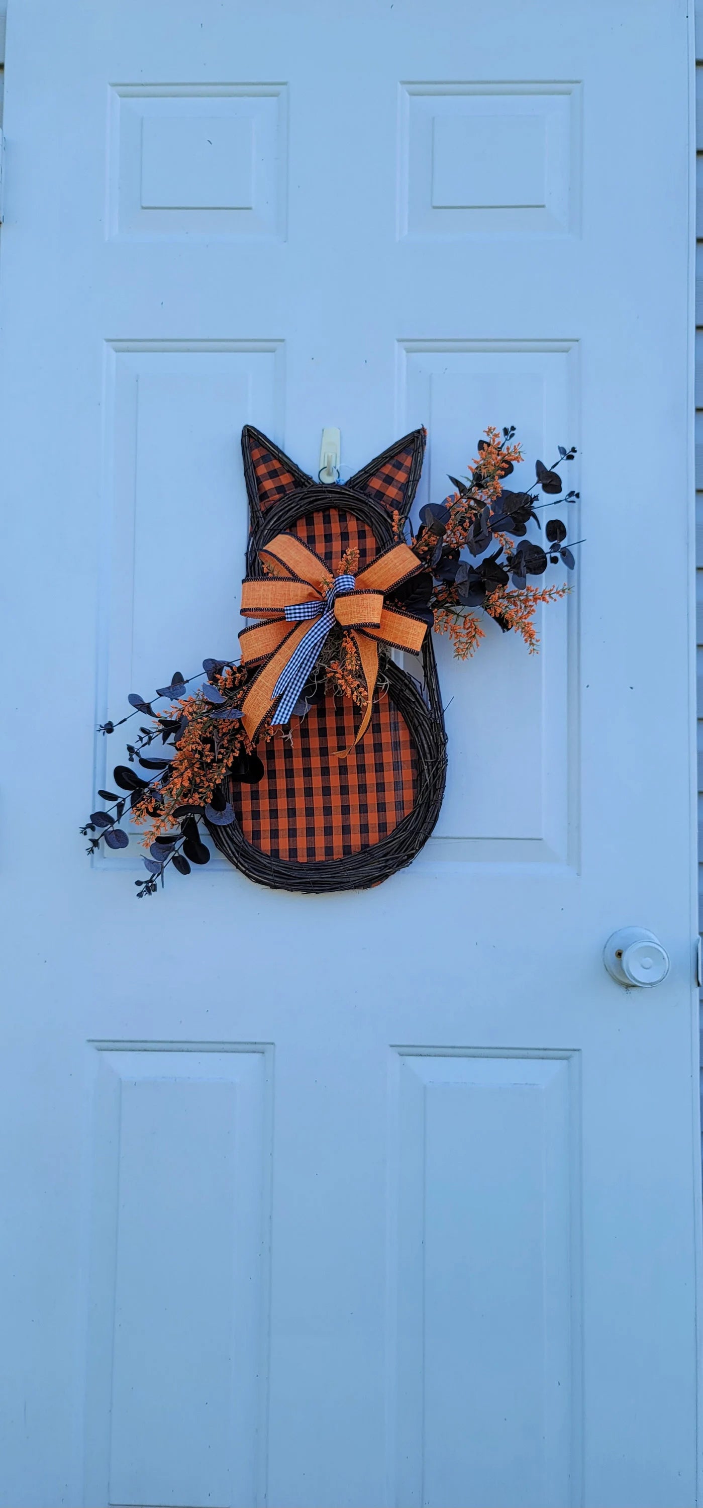 Halloween or Fall door hanger ~ Kitty home décor