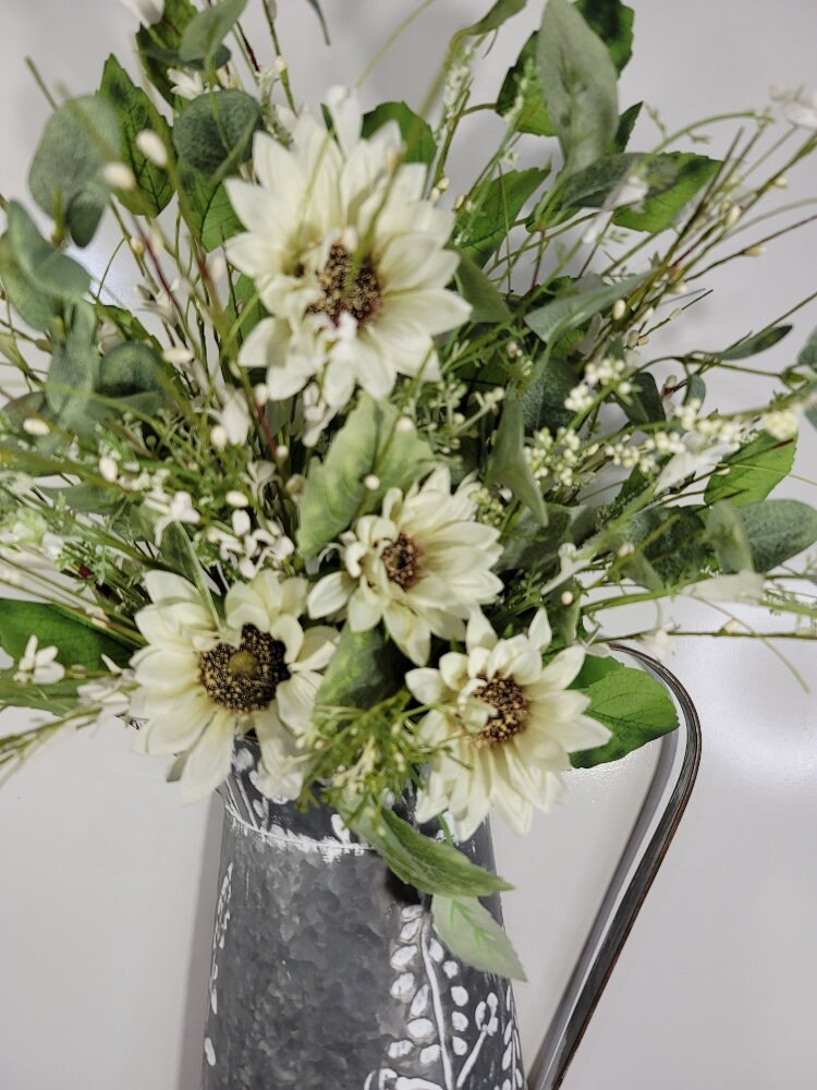 White Sunflower floral