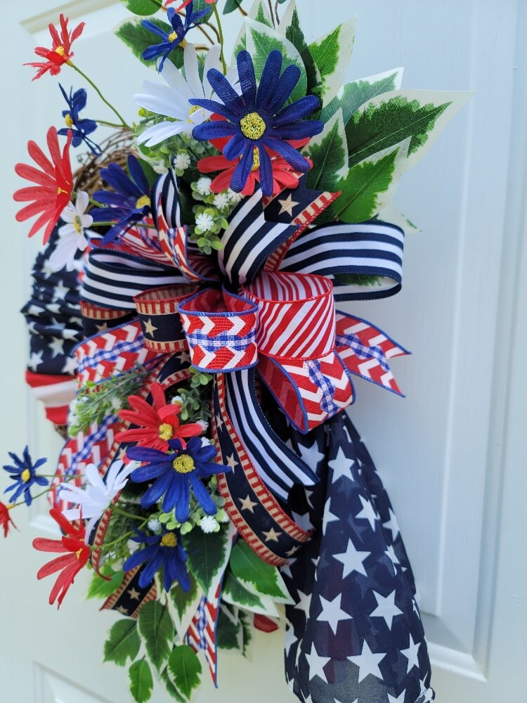 Patriotic Wreath ~ USA Home Décor