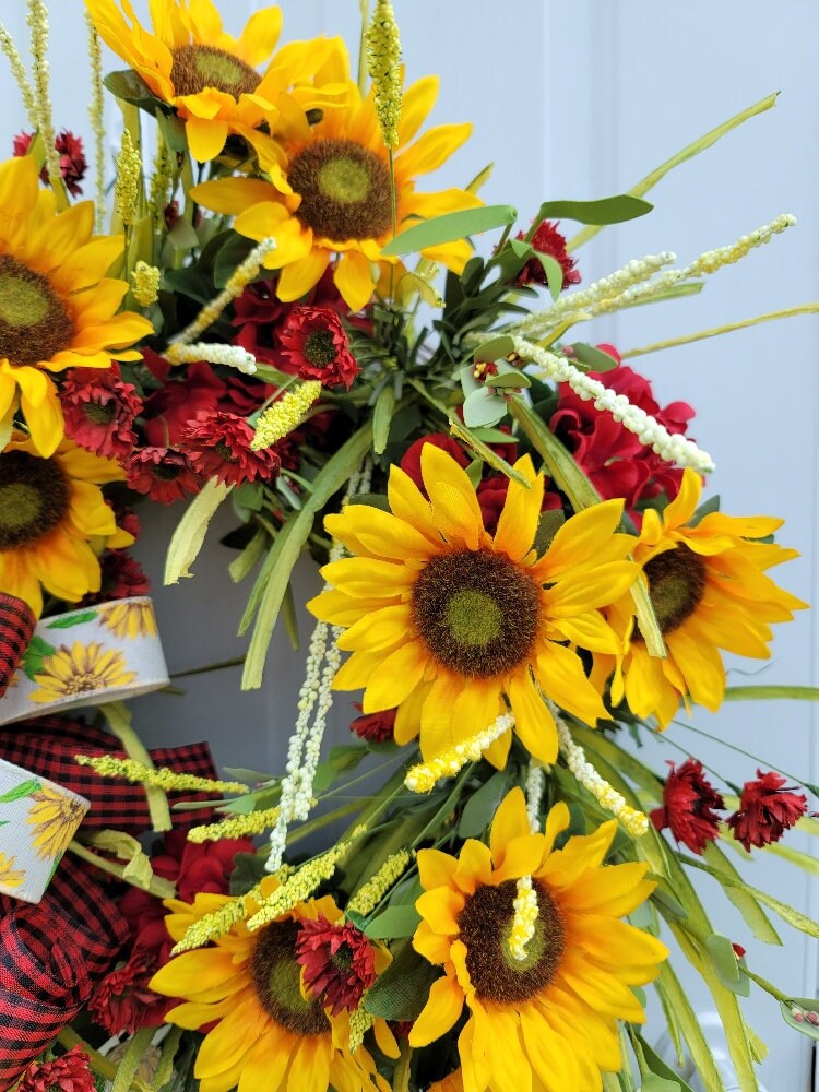 Sunflower and red flower wreath