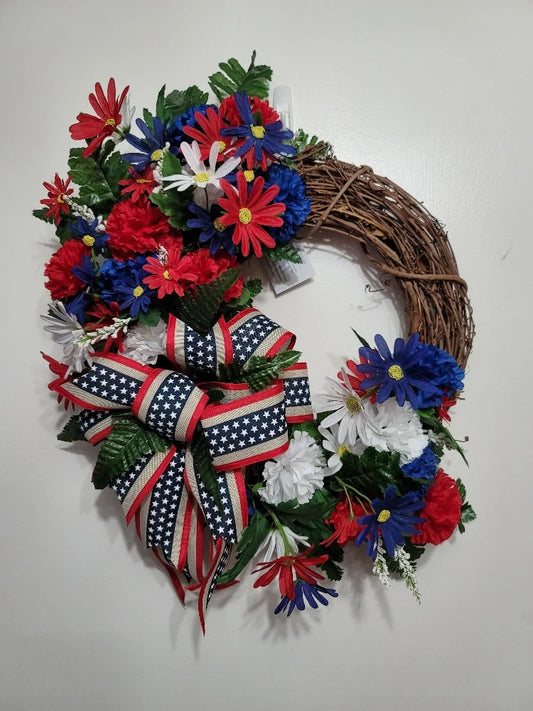 Patriotic Welcome Wreath ~ USA
