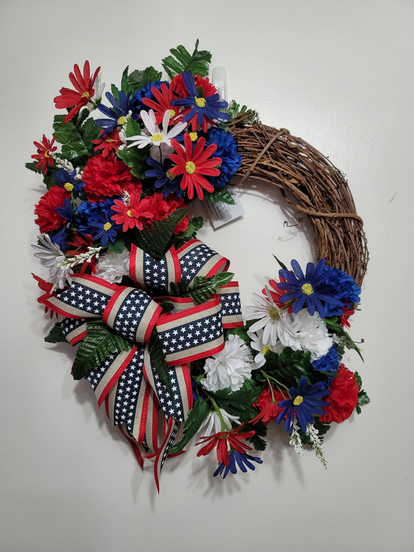 Patriotic Welcome Wreath ~ USA