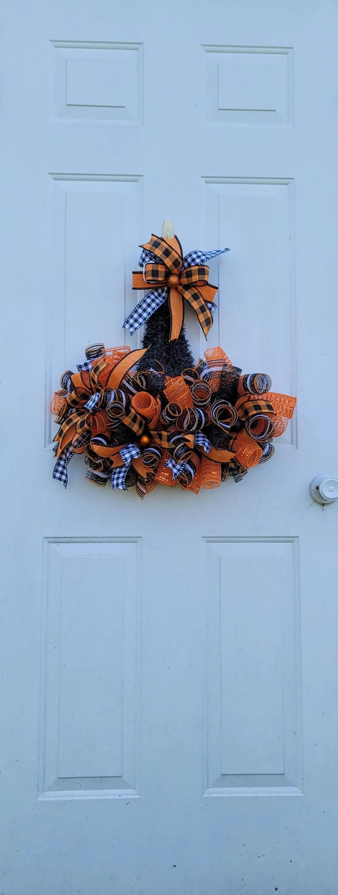 Witch Hat Wreath ~ Black, White & Orange